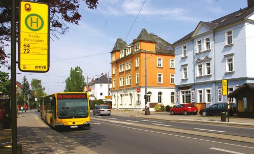 Einst funktionales Zentrum von Kaditz ist der Riegelplatz heute vor allem ein hochfrequentierter Verkehrsknotenpunkt. Foto: Klaus Brendler