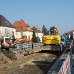 SEIT DEM .FEBRUAR ist die Reisstraße in Niedersedlitz zwischen Bismarckstraße und Dorfstraße gesperrt. Foto: Ziegner