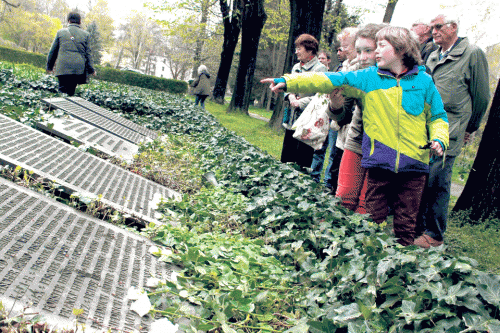 Gedenken am 17. April auf dem Annenfriedhof. Foto: Felix Liebig/Löbtauer Runde