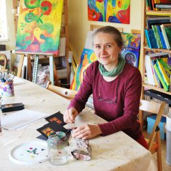 Antje Seewald in ihrem Atelier. Foto: Claudia Trache