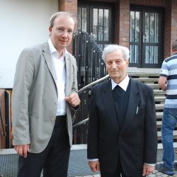 Pfarrer Michael Gehrke (l.) mit seinem Gast Pfarrer Eberhard Grond. Foto: Trache