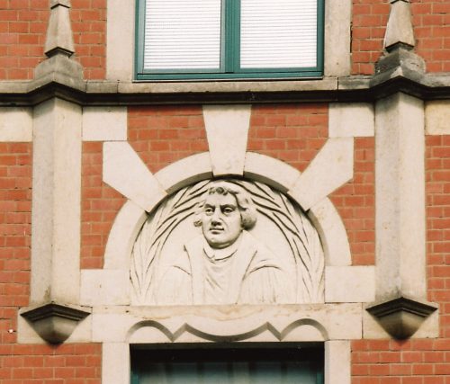 Relief Martin Luther am Haus Mohnstraße 28 (Dresden-Pieschen). Foto: Brendler