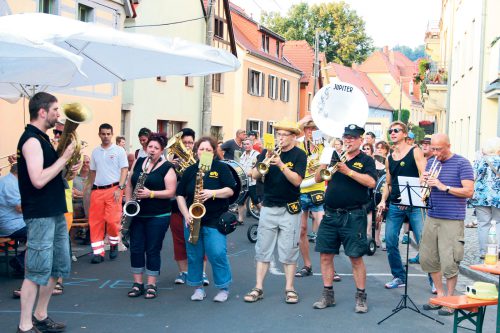 Musik, Musik, Musik – laut, leise in vielen Varianten ist an allen Ecken zum Inselfest zu hören. Foto: Archiv Pohl