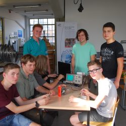 Das Dresdner Schülerteam des CanSat-Wettbewerbs. Foto: Trache