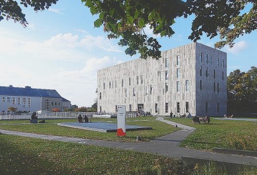 Der Markt für Dresdner Geschichten und Geschichte zieht um. Neuer Veranstaltungsort ist die Sächsische Landesbibliothek – Staats- und Universitätsbibliothek Dresden (SLUB). Foto: PR