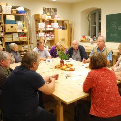 Diskussion in einer der vier Arbeitsgruppen. Foto: Trache