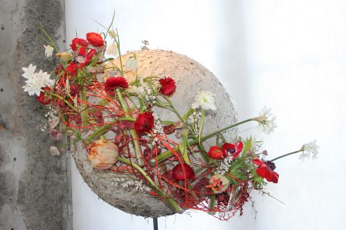 Floristische Kunstwerke sind typisch für die Blumenschau. Foto: Pohl