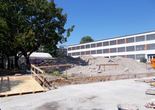 Die Sanierung der 30. Oberschule am Unteren Kreuzweg ist weitgehend abgeschlossen. Foto: Naumann