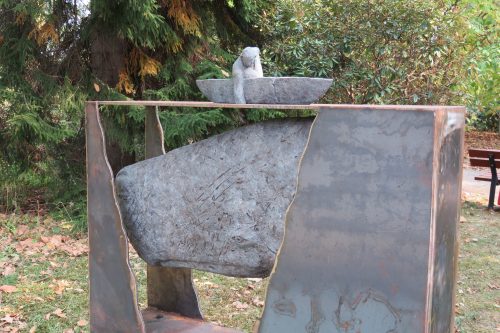 Die Skulptur »Kontakt« im Botanischen Garten. Foto: C. Pohl