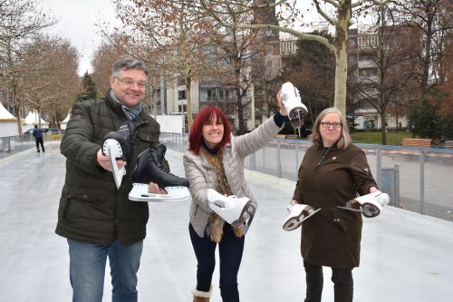 Der Neustädter Advent hat viele Mütter und Väter. Holger Zastrow, Evelyn Dangrieß und Ulla Wacker (v. l.) zählen unbestritten zu den Aktivposten. Foto: Möller