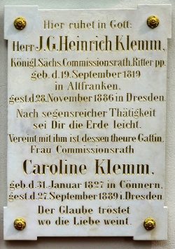 Epitaph an der Grabstätte der Familie Klemm. Foto: Werner Fritzsche