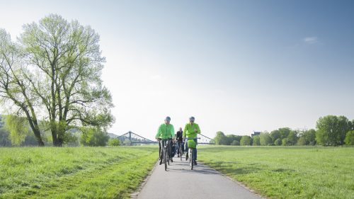Radsaison eröffnet: Am 30. April gab Ministerpräsident Michael Kretschmer den offiziellen Startschuss für die Aktion »Mit dem Rad zur Arbeit«. Foto: AOK