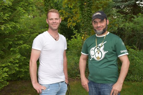 Trainer Tobias Kraftczyk (l.) und Hussein Fathullah, der ins Nationaltrainingslager eingeladen wurde. Foto: Trache