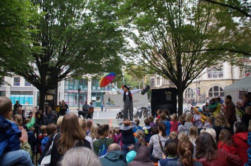 An der Bühne des Müllerbrunnenfestes. Foto: Archiv Sd