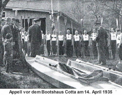 Vor dem Bootshaus 1935. Repro: Archiv Karl Schreiber