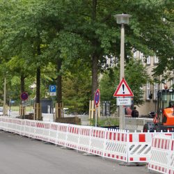 Bis Ende Oktober wird am Potthoff-Bau ein MOBIpunkt gebaut. Foto: Steffen Dietrich