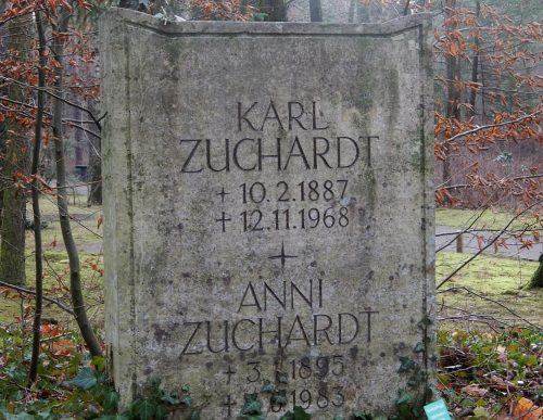 Grabstellle des Ehepaars Zuchardt auf dem Heidefriedhof. Foto: Brendler