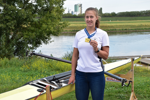 EM-Gold für Katja Fuhrmann! Dieses Jahr, in dem Corona den Trainings- und Wettkampfkalender durcheinandergebracht hat, beschert der 21-Jährigen den größten sportlichen Erfolg ihrer Laufbahn. Foto: Trache