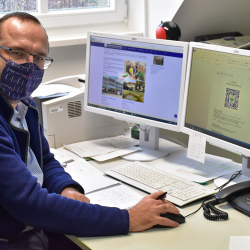 Thoralf Stöckl, stellvertretender Schulleiter und Initiator des virtuellen Tags der offenen Tür. Foto: Claudia Trache