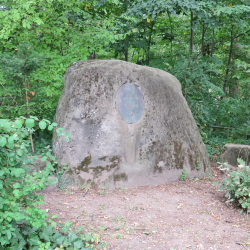 Das Denkmal für den Hofgärtner soll erneuert werden. Foto: Pohl