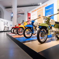 Blick in die Ausstellung: Legendäre Mopeds aus Suhl. Fotos: Frank Grätz/Verkehrsmuseum