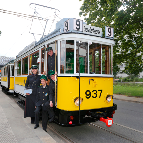 Historische Fahrzeuge wie der historische Triebwagen 937 aus dem Jahr 1927 sind am 24. September zu besichtigen. Foto: DVB