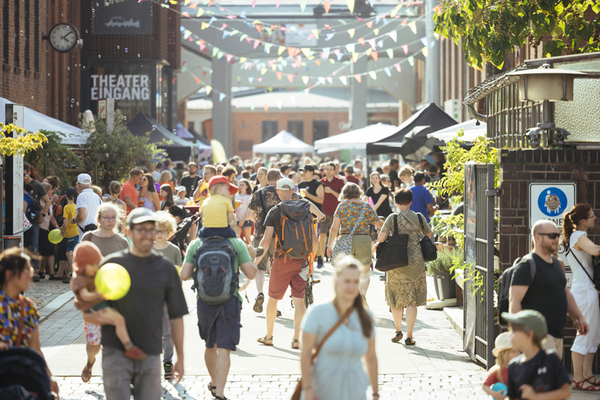 Familienfest im Kraftwerk Mitte Familienfest im Kraftwerk Mitte