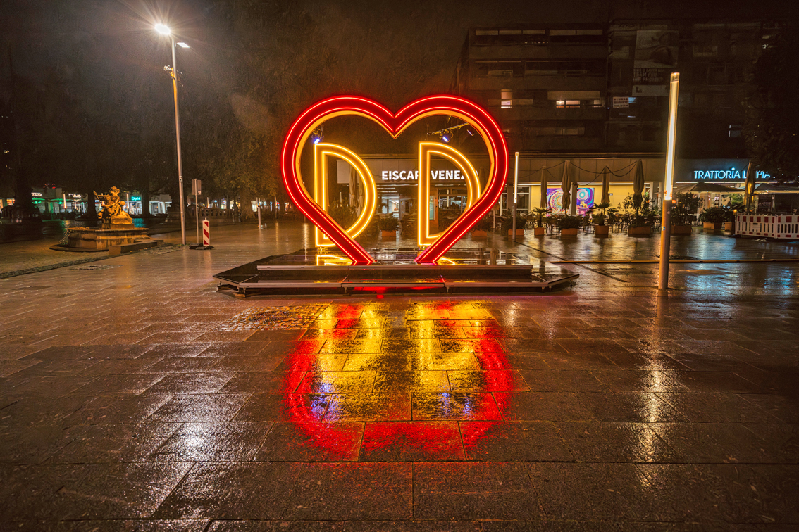 Herzliche Grüße aus Dresden Herzliche Grüße aus Dresden