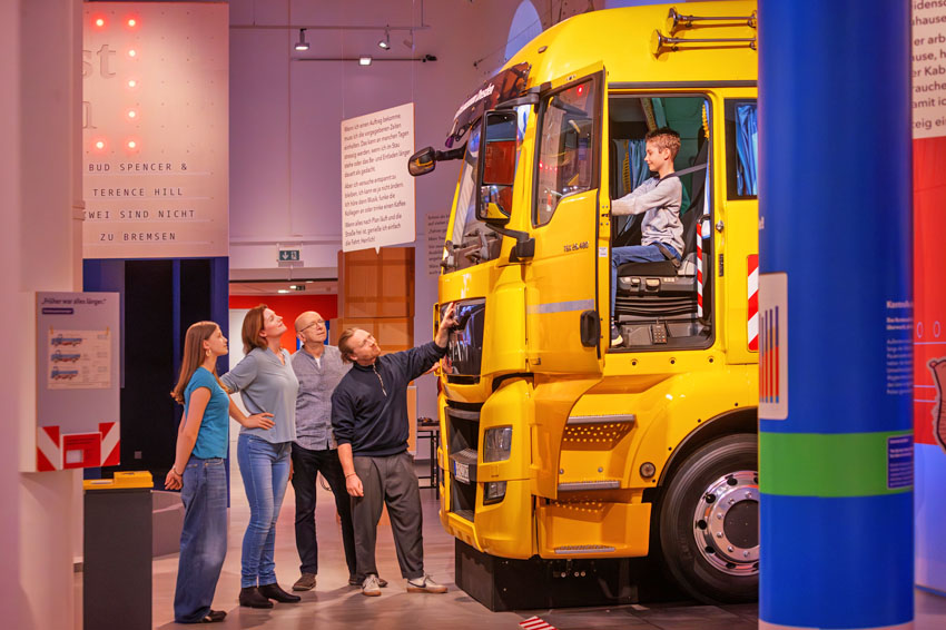 „On the road again! Die Welt unserer Trucker“ „On the road again! Die Welt unserer Trucker“