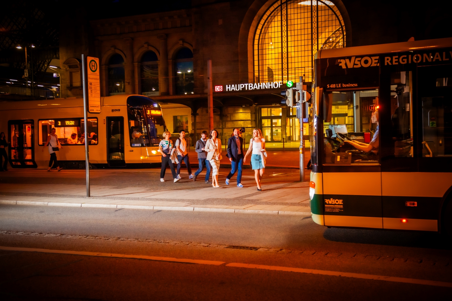 Bus und Tram am HBF. Foto: Lars Neumann