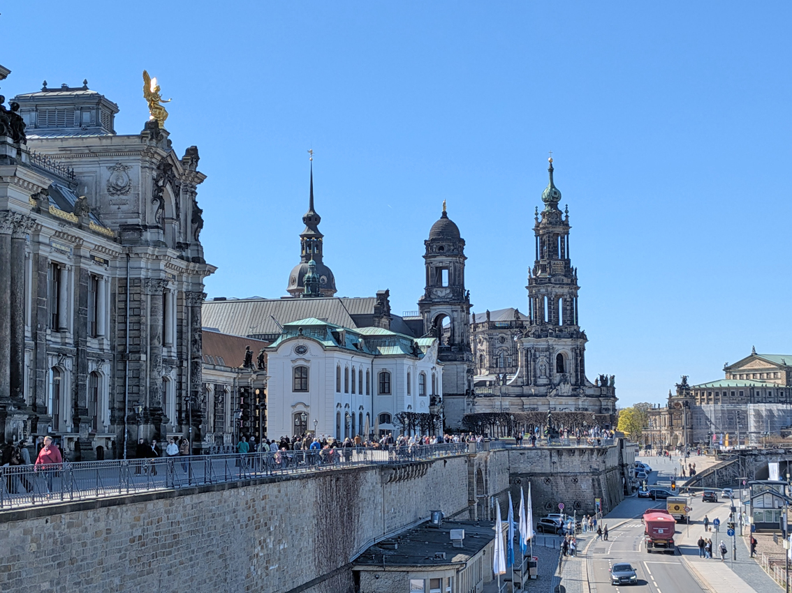 Familienausflug am 10. April Familienausflug am 10. April
