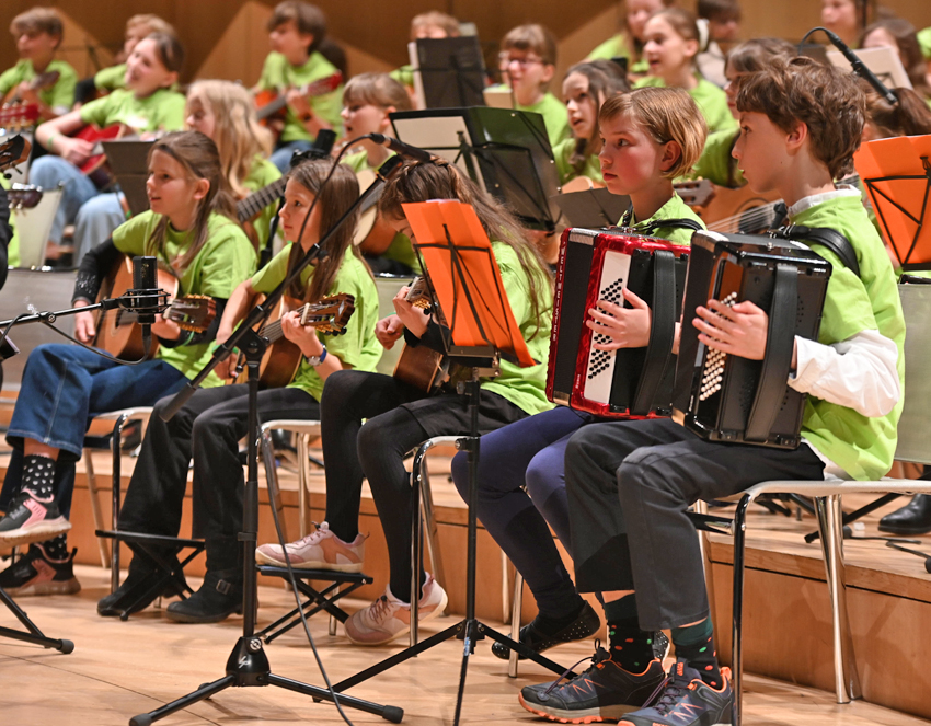 Kinder musizieren für Kinder – ein Projekt der Musikschützen. Foto: PR
