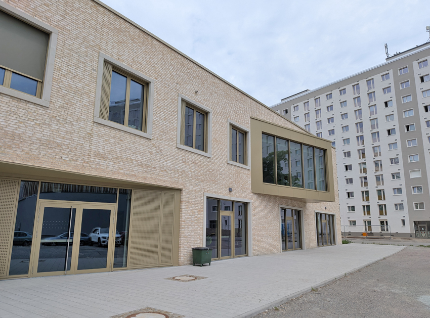 Das neue Stadtteilhaus ist Anziehungspunkt und Begegnungsort für die Johannstädterinnen und Johannstädter. Foto: Pohl